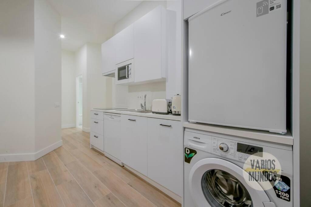 Cool Y Centrico Apt 6Px En Plena Plaza Del Carmen E2 Madrid Ngoại thất bức ảnh